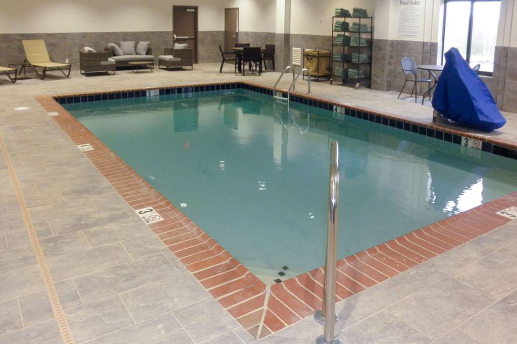 Comfort Suites North Tupelo Facilities photo